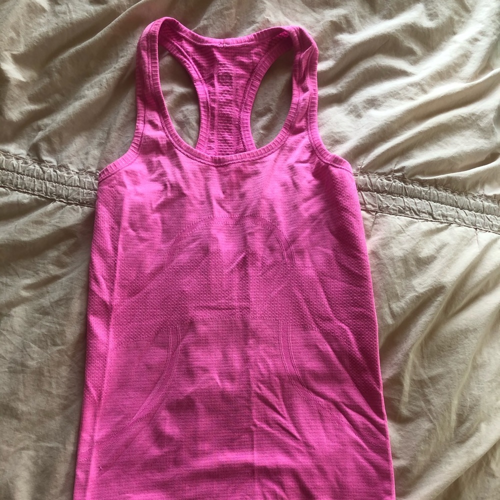 Lululemon Pink swiftly tech racerback size 2